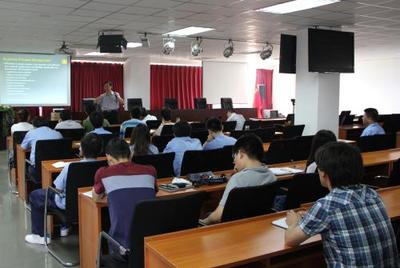 華清弘官方微信正式開通，打造企業管理咨詢一站式服務平臺